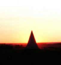Пирамида Голода, вид на закате